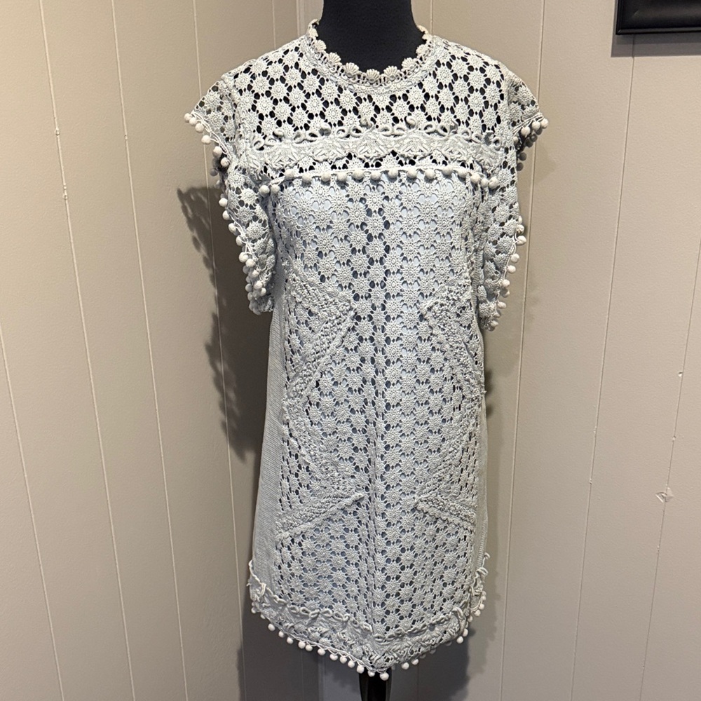 B35 Tularosa Women’s Medium Light Blue  Crochet Lace Shift Poms Midi Dress